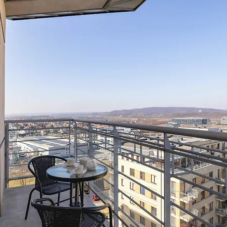 Przestronny I Przytulny W Krakowie Z Parkingiem I Balkonem By Renters * Krakau