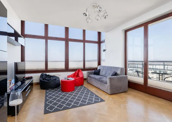 Przestronny I Przytulny W Krakowie Z Parkingiem I Balkonem By Renters * Cracovia